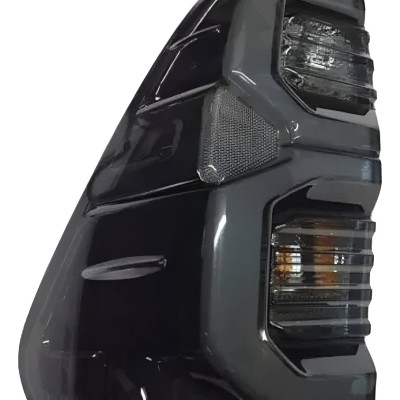 Lanterna Traseira Hilux 2021 2022 2023 2024 Led Fume Le Esquerdo/motorista Padrão Original