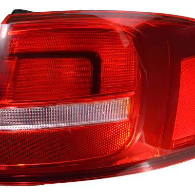 Lanterna Traseira Jetta 2015 2016 2017 2018 Lado Direito Direito/passageiro Padrão Original