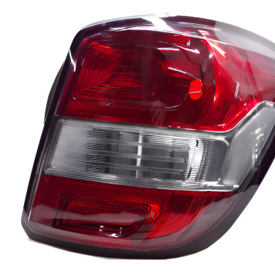 Lanterna Traseira Spin Borda Vermelha Ld 13/18 Direito/passageiro Original